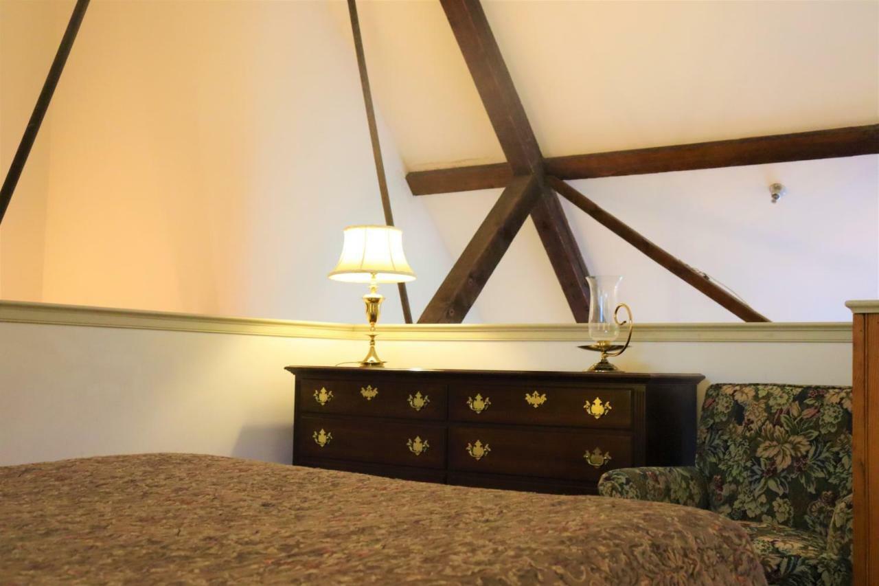 The Gables At Stirling Guest Hotel Reading